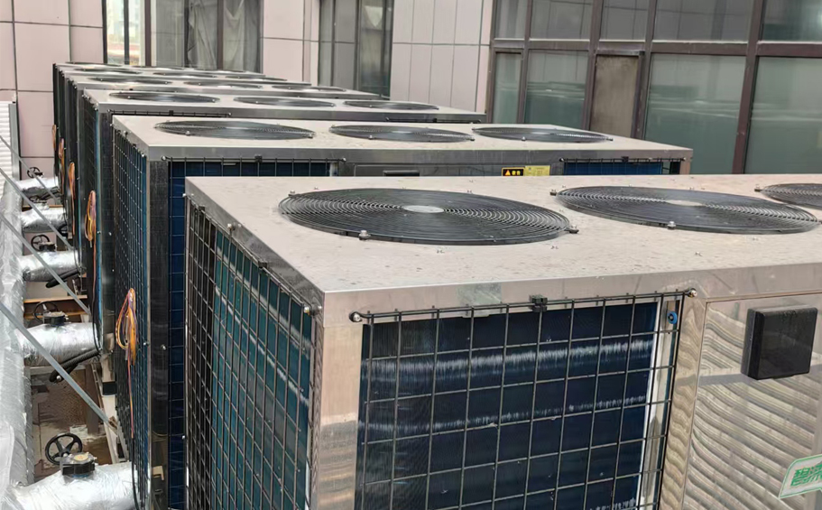 -35℃照样出热水！碧涞热泵如何在北方极寒地区“稳”住温暖？