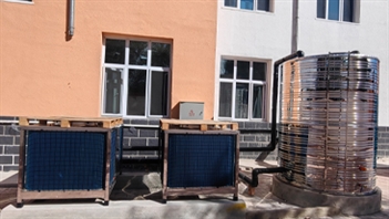 内蒙古赤峰市宁城第五中学校园热水项目案例