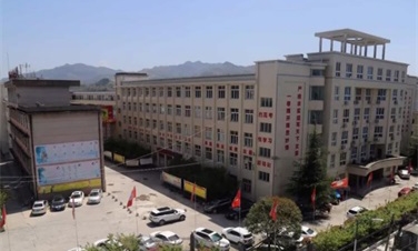 学校安装空气能热泵冷暖系统的好处有哪些