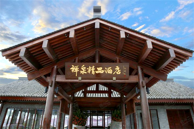 酒店恒温泳池应用空气能热泵的效果如何