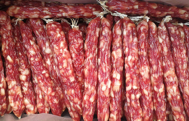 腊肠烘干用碧涞空气能，品相更好更节能