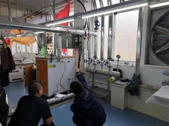 安全可靠的服装厂节能整烫机就选高温热泵