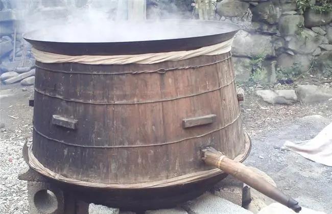 安装方便的小型蒸酒机认准高温蒸汽热泵