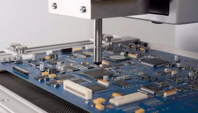 空气能热泵在电子行业碳中和达标中的前景与市场