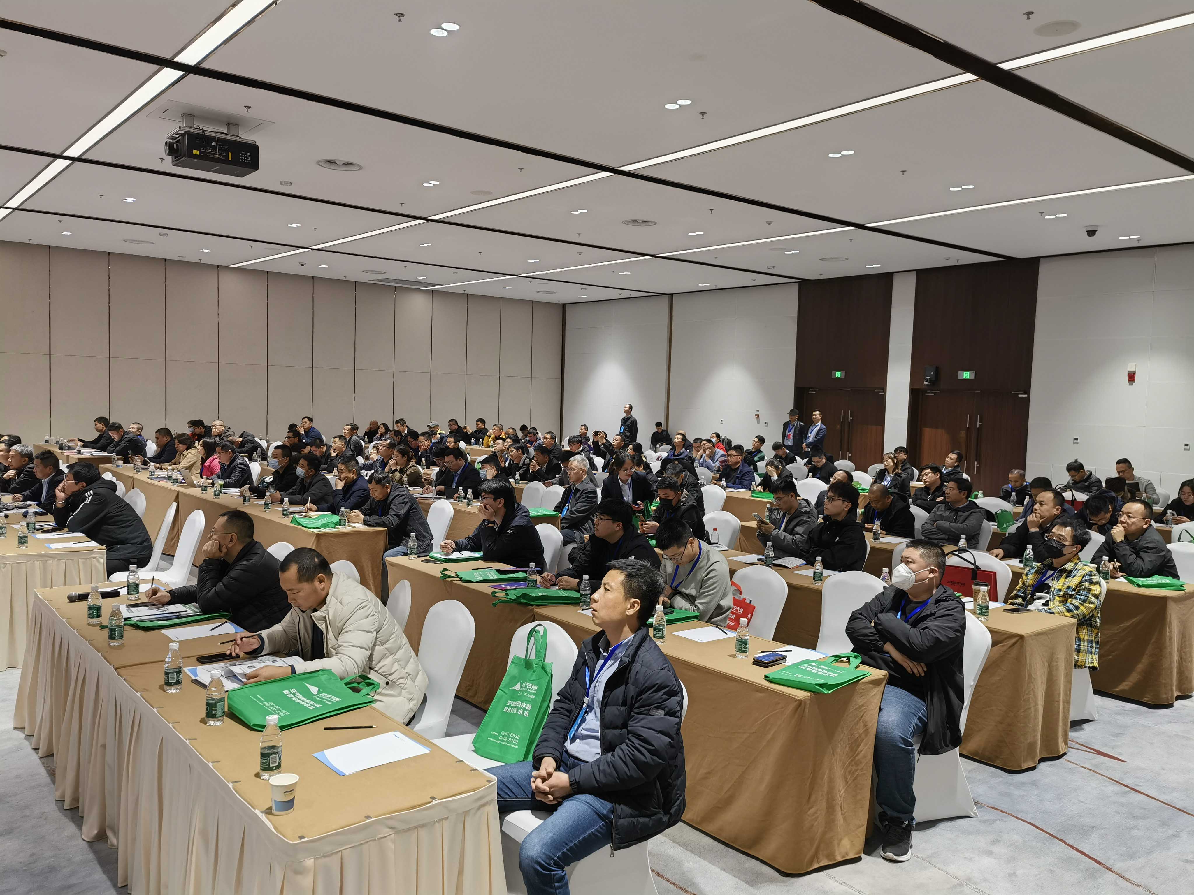 碧涞热泵科技“热”邀你一起看中国热泵盛事