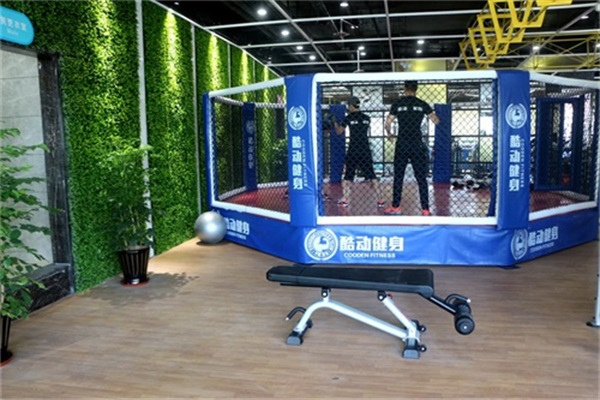 适合健身会所使用的空气能热泵热水系统