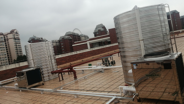 广东省清远市广铁一中(万科城)外国语学校宿舍热水项目案例