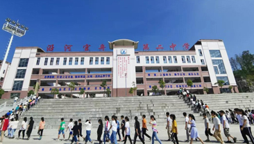 贵州省铜仁市沿河土家族自治县官舟第二中学热水项目案例