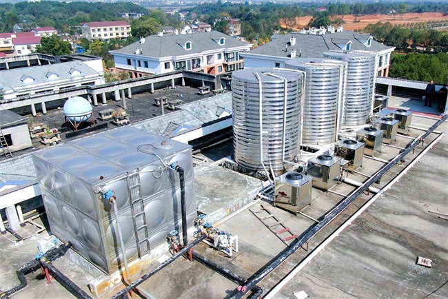 碧涞空气源热泵，让湖南学校热水工程“零冷水”