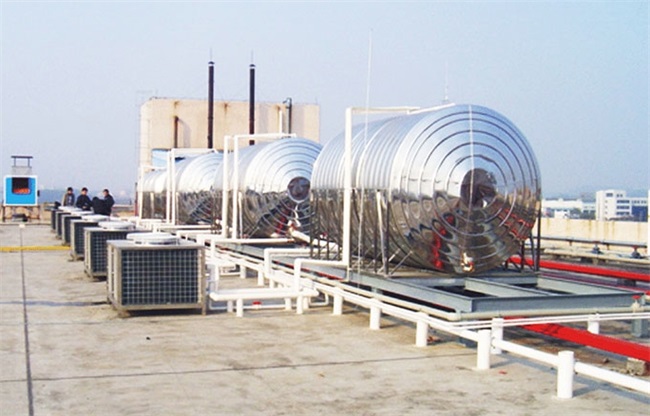 大型工厂用空气能热泵机组，节能热水全天享