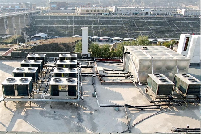 建设低温环境下的热水工程就选低温空气能热泵热水机
