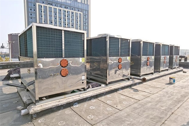 空气能热泵助力1万平米消防队打造低碳节能供暖工程