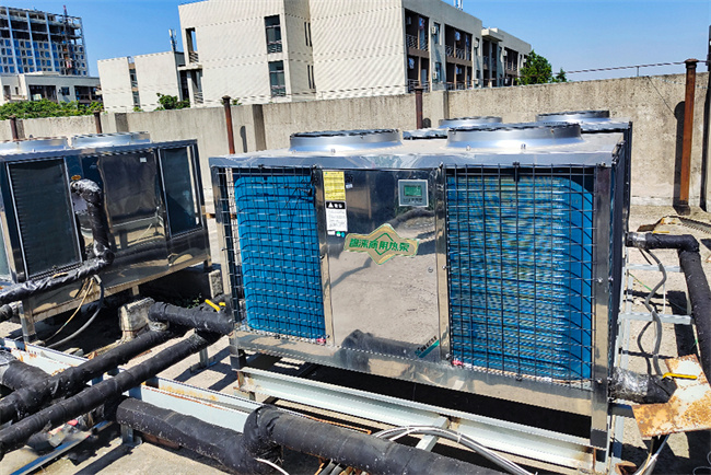 智博热泵热水机助力西安财经大学