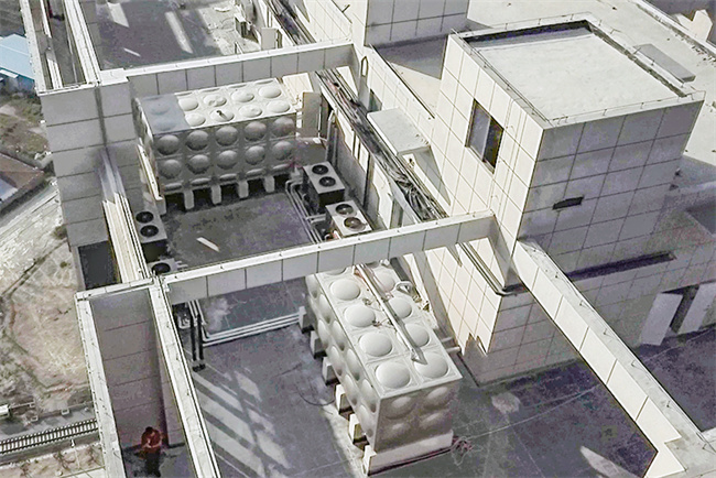 福建福州地铁大厦采用碧涞空气能热泵热水系统，推动绿色能源发展