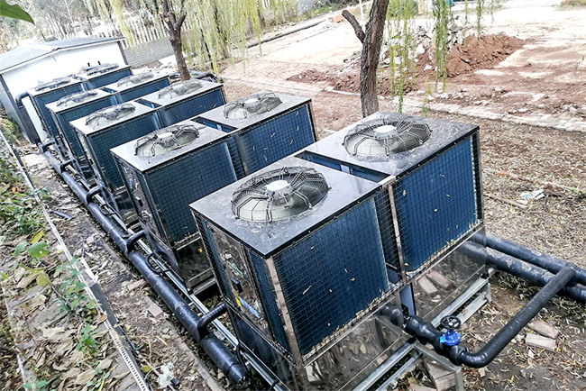 陕西西安外国语大学(长安校区)供暖项目：采用碧涞变频超低温空气能供暖机组，实现高效、环保、节能的供暖解决方案