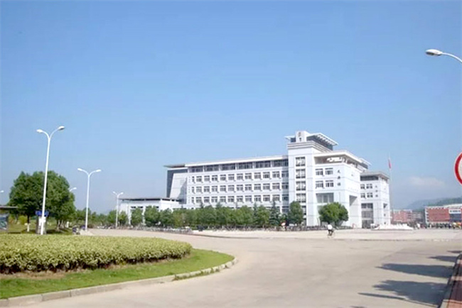 安庆师范大学:绿色环保与升级设备助力热水体验升级