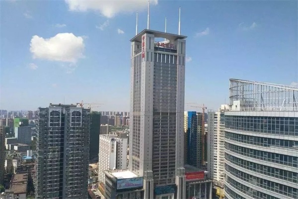 公司安装空气源热泵系统，节能省钱看得见