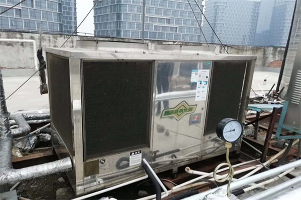 酒店用空气能热水系统，舒适安全成本低