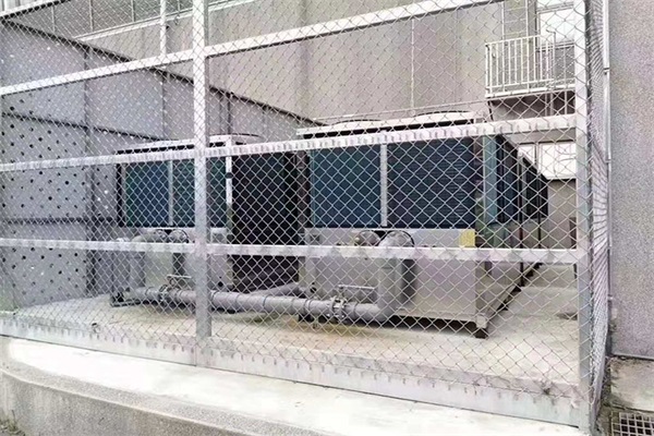 泳池热水用空气能热泵机组，安全还恒温