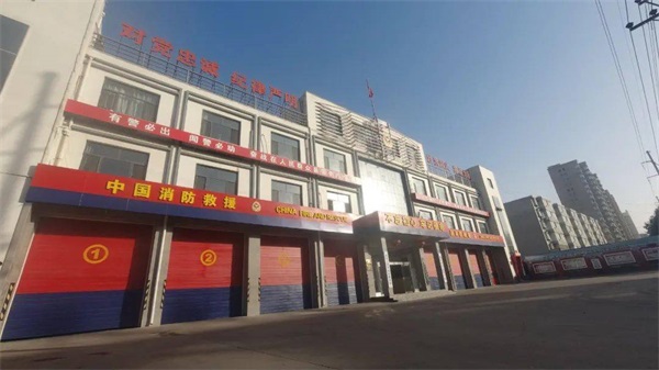 河北消防队使用的空气能热水机组