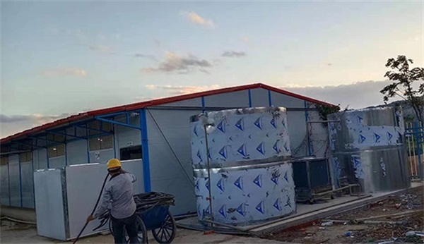 用空气能热泵机组供应洗浴热水，公司员工都满意