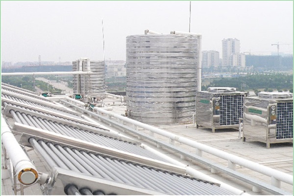 小宾馆热水系统用空气源热泵，省钱还舒适