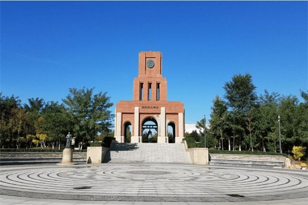 学校热水用空气能热泵，安全又节能